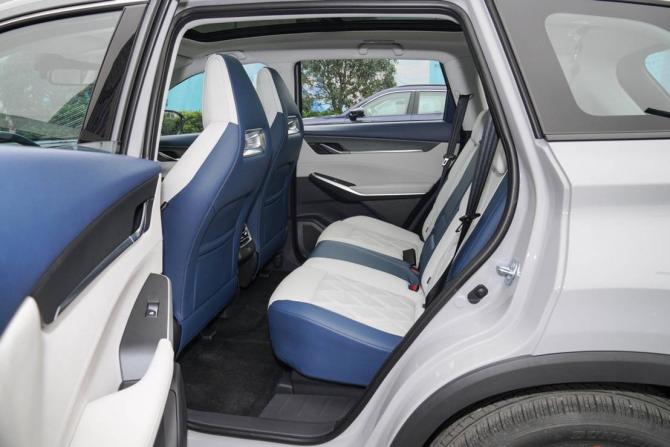 02111954567607f2729346.jpg image005.jpg