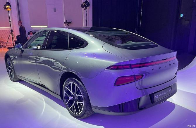 07092716ee9b87608d8871.jpg image002.jpg