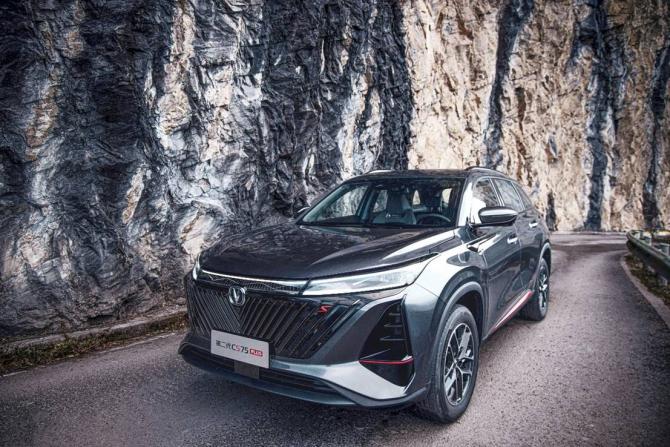 0809260818efdfa35f9289.jpg image002.jpg