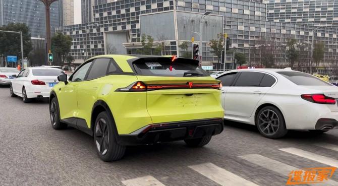 090912011d70281fa12549.jpg image003.jpg