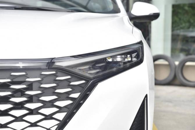 09151429c2ce83496b6108.jpg image003.jpg