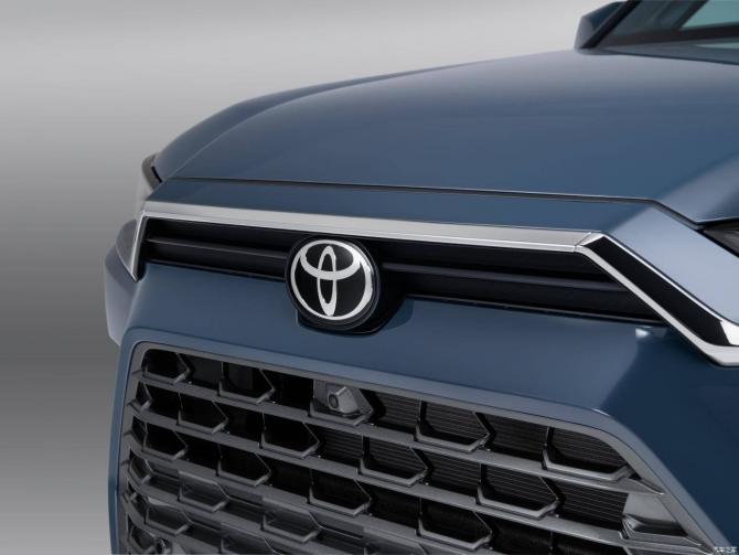 10082928cebdcf132b9887.jpg image003.jpg