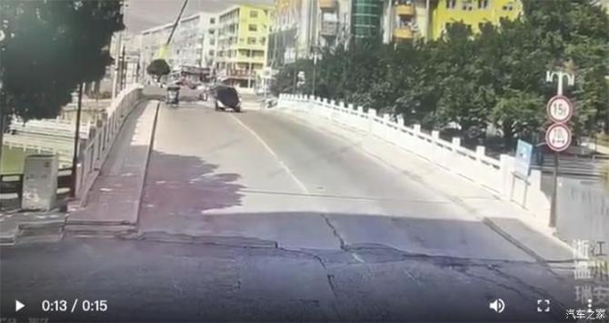 2008484547e34836c73358.jpg image003.jpg