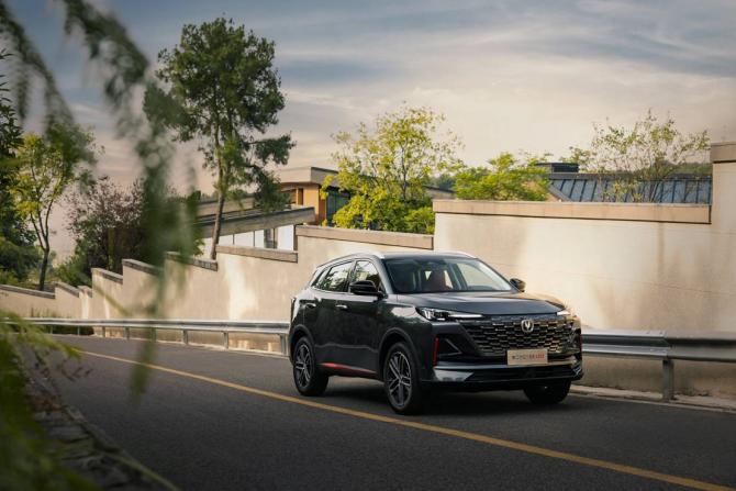 21191413a90446a8133476.jpg image002.jpg