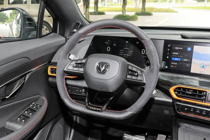 22120300a282a2b8a30005.jpg image004.jpg