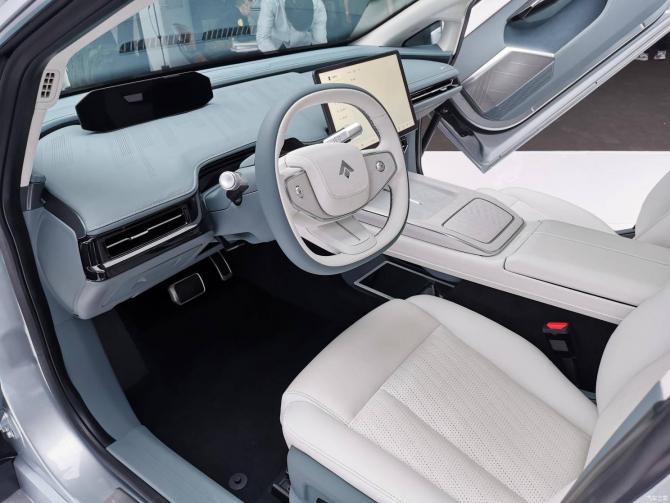 230854340b0fb5bd186135.jpg image001.jpg