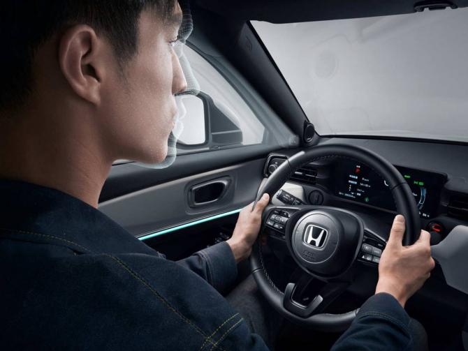 240959118619a86e346746.jpg image005.jpg