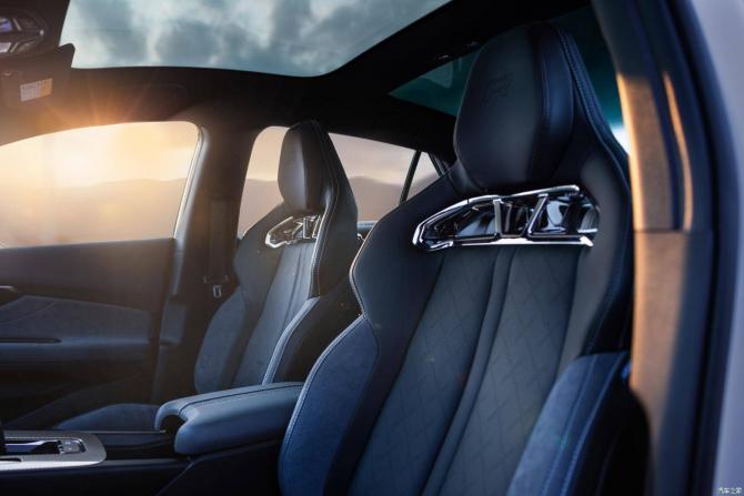 26210112e22fe6e98f5612.jpg image008.jpg