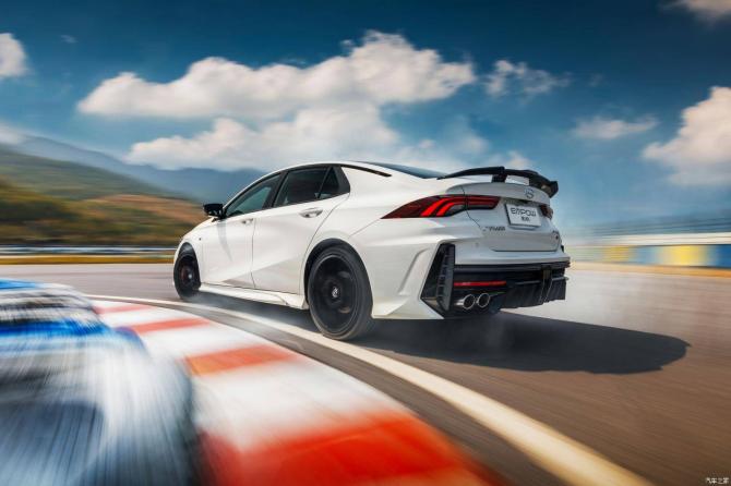 2621012376b4a461036215.jpg image004.jpg