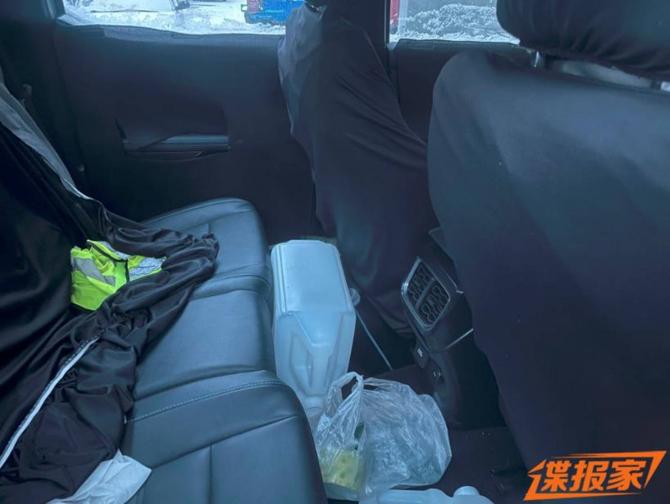 02084730bc3b103f1d0547.jpg image003.jpg