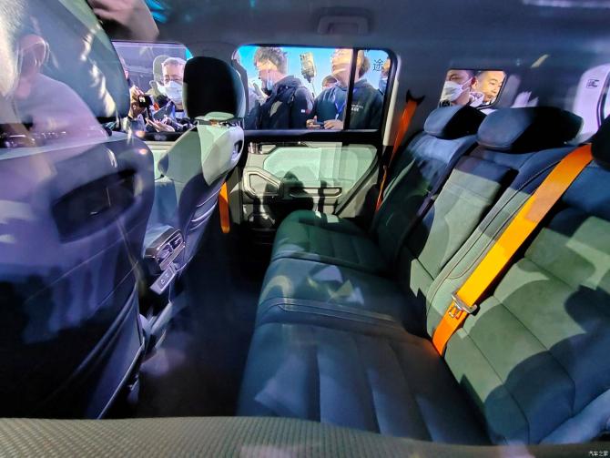 02085722178bc168d01948.jpg image008.jpg