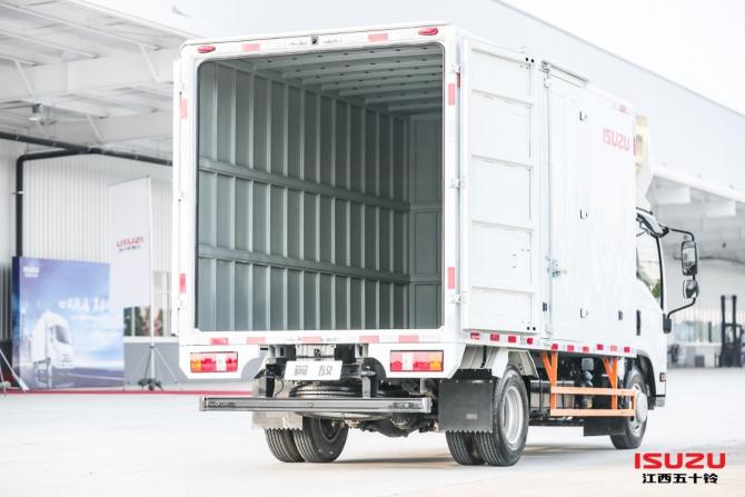 14180106ec1c21e8761926.jpeg 2.jpeg