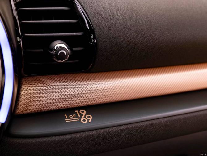 230857452a269bb76e0596.jpg image010.jpg