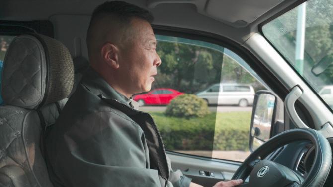 24154121b043d50cd62931.gif image002.gif