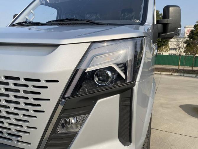 28163019c3e8945b551152.jpg image005.jpg