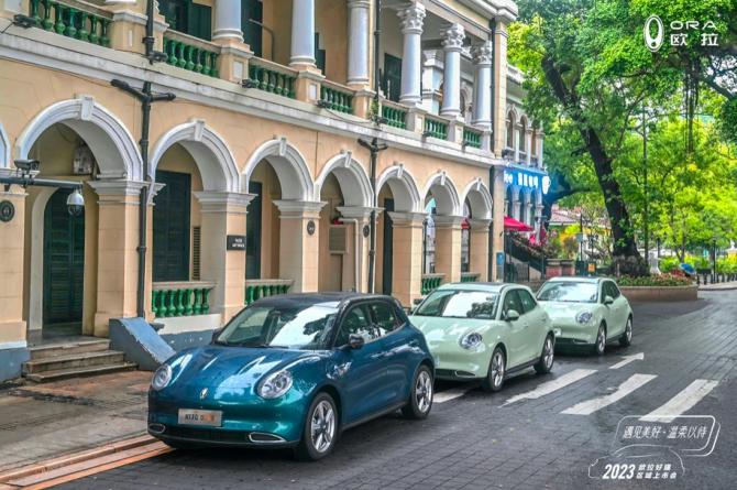 281746063b4a60fa285745.jpg image001.jpg