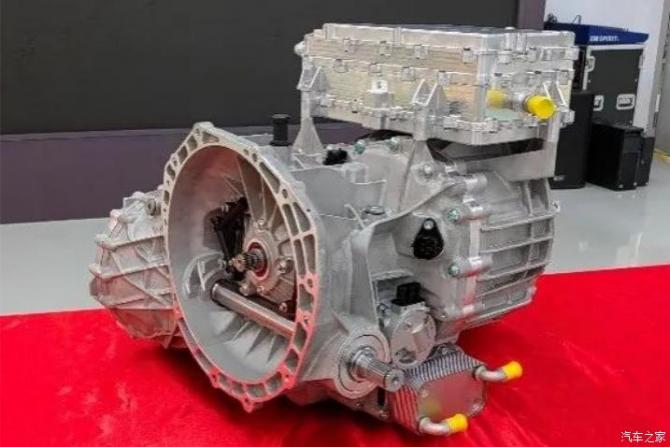 03083110acf01b18aa3389.jpg image002.jpg