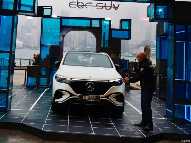 03083353cf053eb7667362.jpg image002.jpg