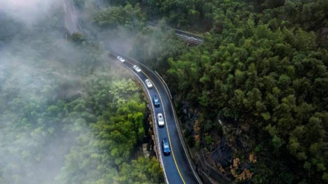 061718165a640cb5954726.jpg image003.jpg