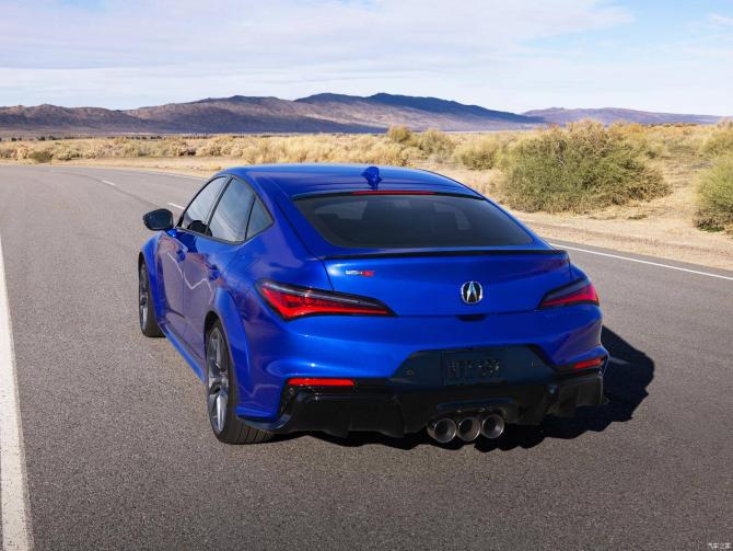 13075952ef7c34070c2150.jpg image003.jpg