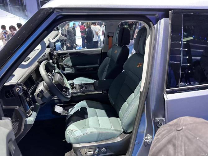 1409034564415192377947.jpg image012.jpg