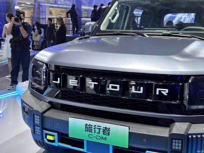 14090412ca7f7bc41c6158.jpg image003.jpg