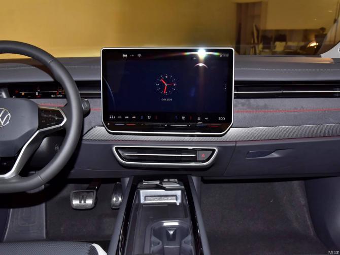 18083455a9632631704707.jpg image010.jpg