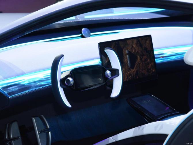 18092015a236f975d62917.jpg image007.jpg