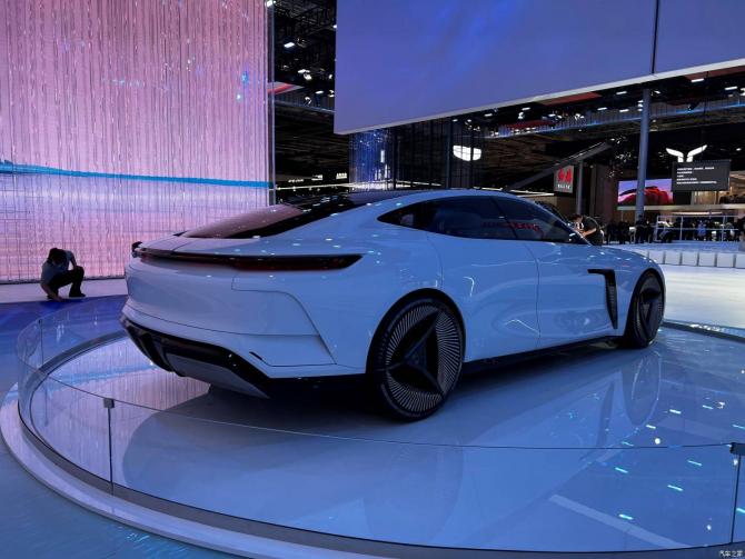 19085743e78a3971ba9526.jpg image003.jpg