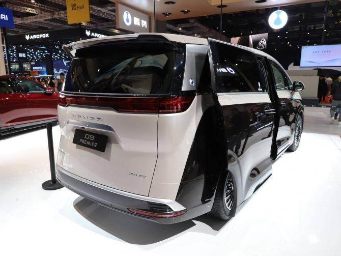 21091054d36fb46c6a0538.jpg image004.jpg