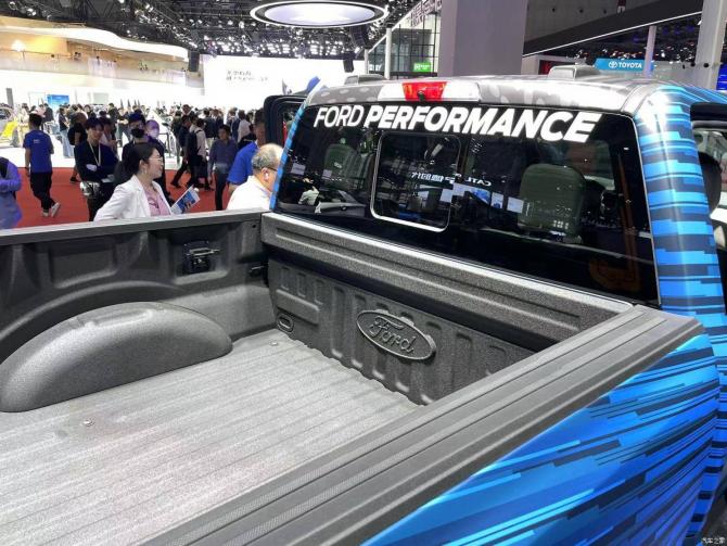 210913532e11ef63495631.jpg image009.jpg