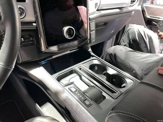 21091359212f26759b9941.jpg image007.jpg