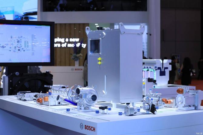 230923525acf9437206402.jpg image002.jpg