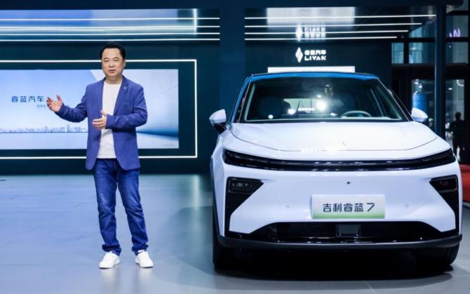 1682212118554035575.jpg 1682212118554035575.jpg