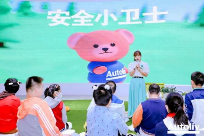 26172640875f12604a9005.jpg image002.jpg