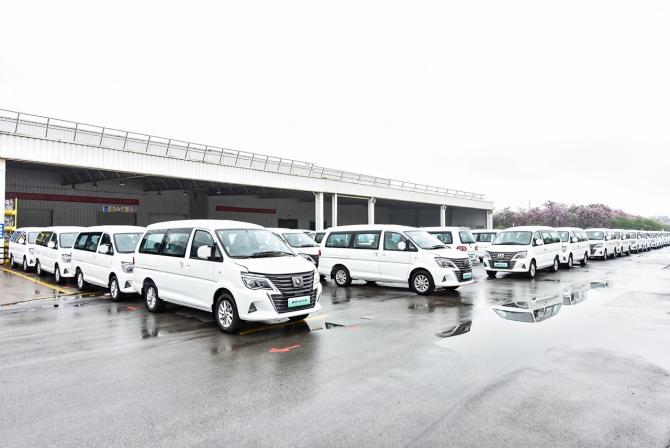 車陣.jpeg 車陣.jpeg