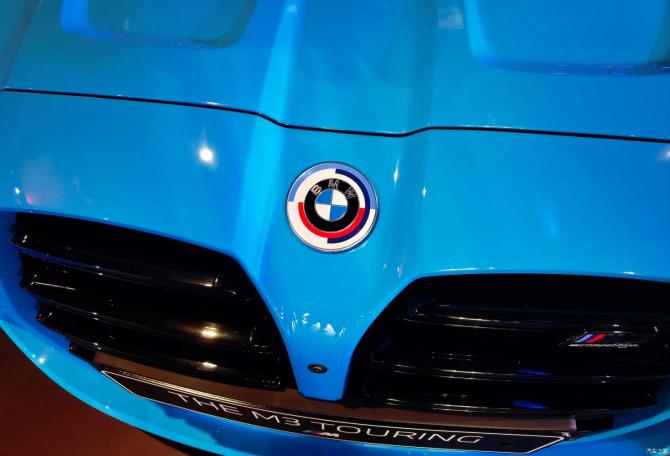 220831333fe973512d0197.jpg image003.jpg