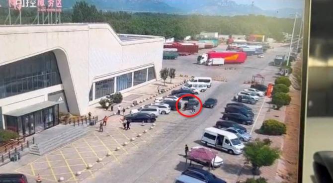 22084107d3104ca8c50195.jpg image003.jpg