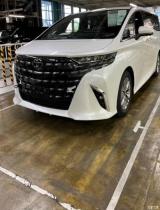 全新一代豐田埃爾法/威爾法實(shí)車圖泄露