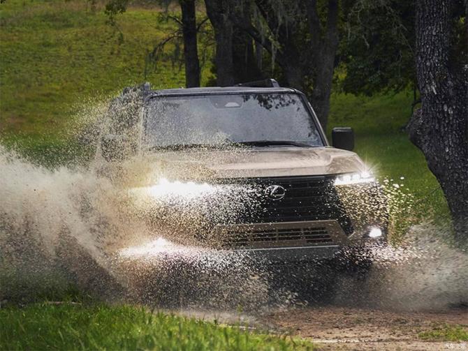 08083701498ff201b68010.jpg image002.jpg