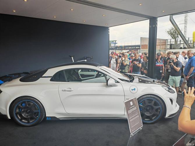 12081752420afd42be1903.jpg image004.jpg