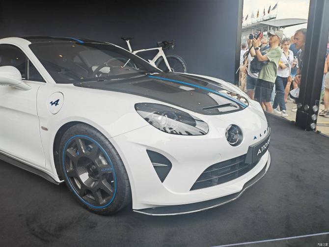 120817552f29a56baa1864.jpg image003.jpg