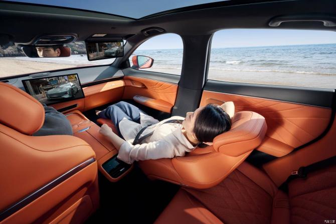 12083545ada35946a20716.jpg image005.jpg