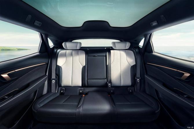 190905464bb79930f66229.jpg image018.jpg