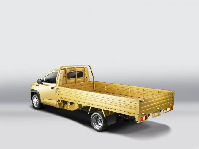 21083257e6b234b3267048.jpg image003.jpg