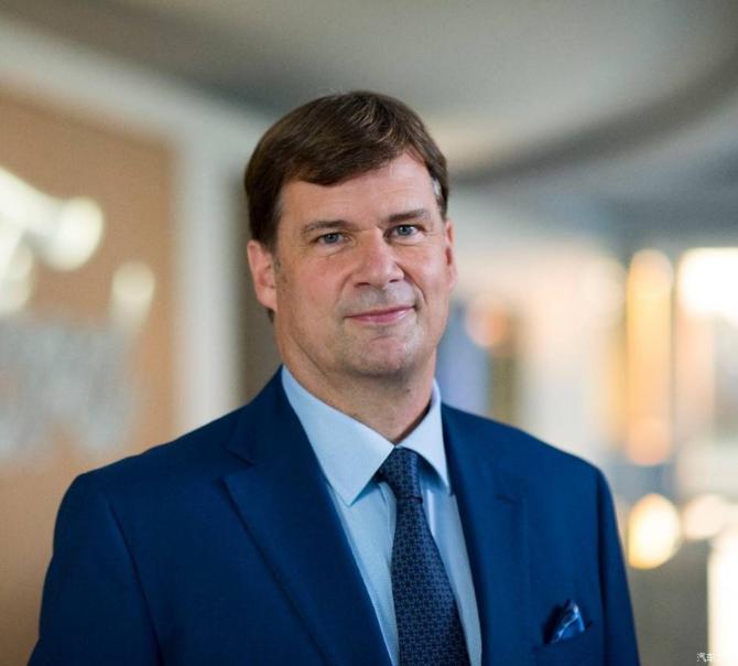 27091654cc17139f6c8112.jpg image003.jpg