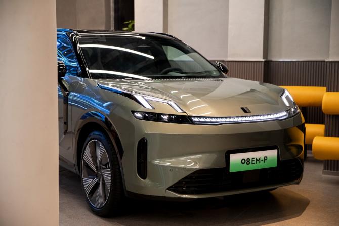 09144012d2d177963a1687.jpg image004.jpg