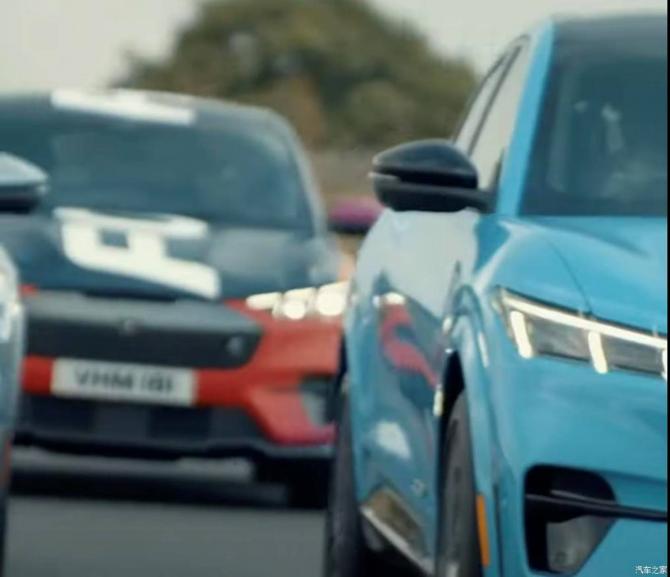 13084027b0baf6bd4d7115.jpg image002.jpg