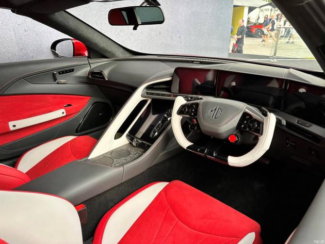 140840091d6a8a57e58274.jpg image009.jpg