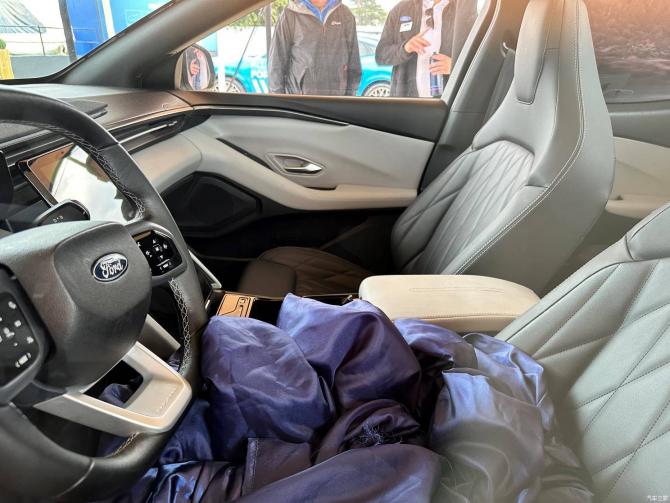 14084503adba83b38d6228.jpg image006.jpg